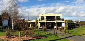 Hotels in Bass